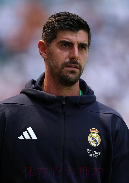 库尔图瓦预计伤停3到4周 将缺阵巴萨、瓦伦、米兰 库尔图瓦预计伤停3到4周 将缺阵巴萨、瓦伦、米兰